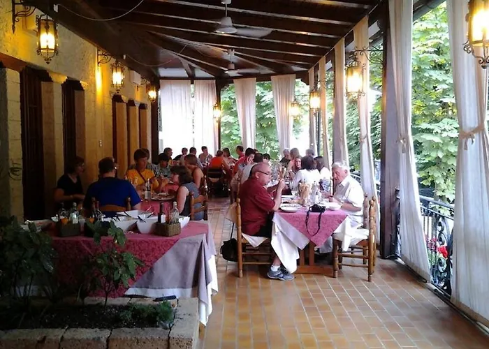 Albergo Ristorante Flora